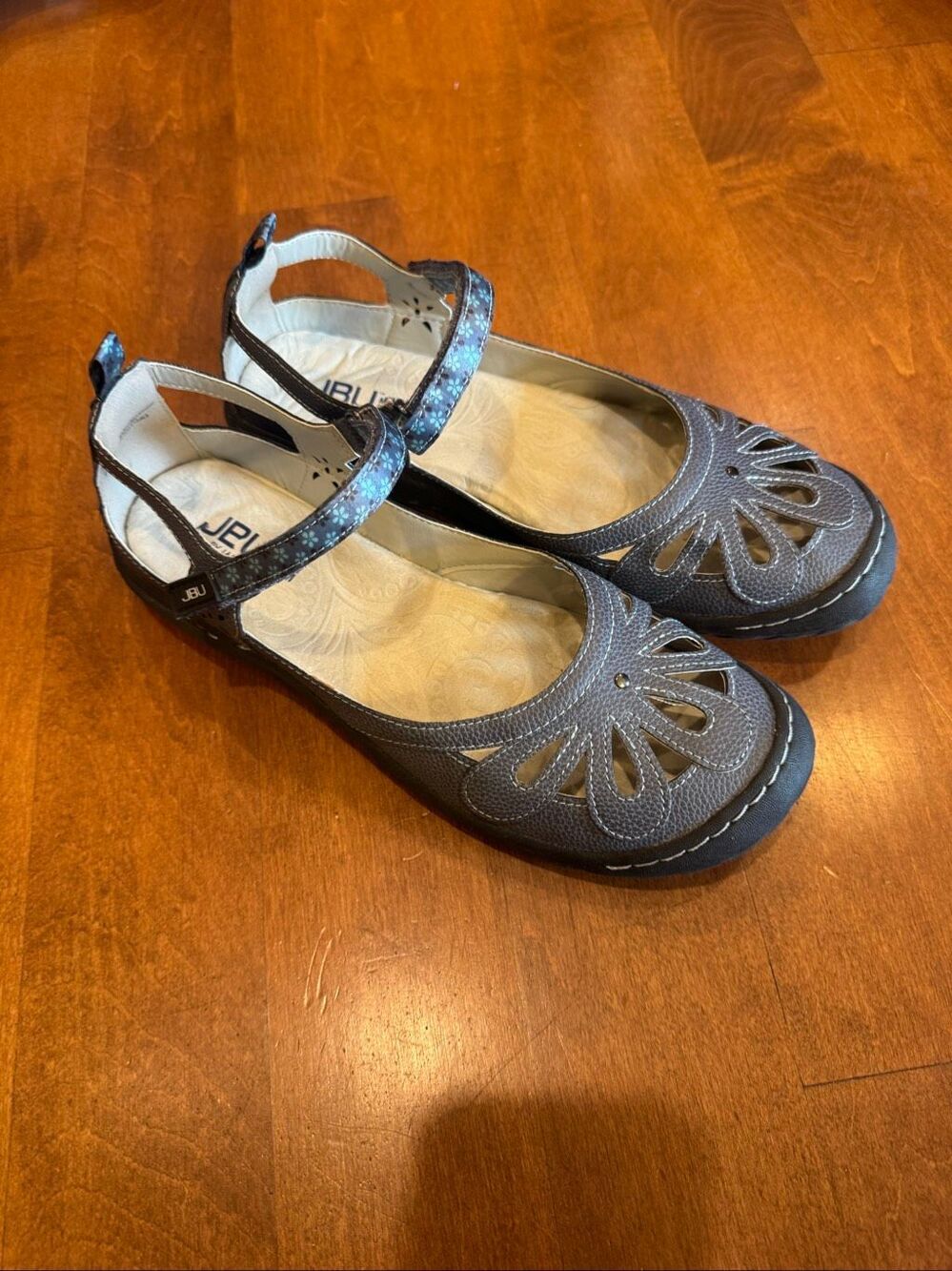 JBU by Jambu Women’s Size 9 Blue Floral Mary Jane Memory Foam Comfort Shoes